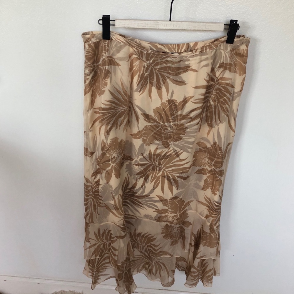 DANA BUCHMAN 100% Silk Floral Flared Skirt